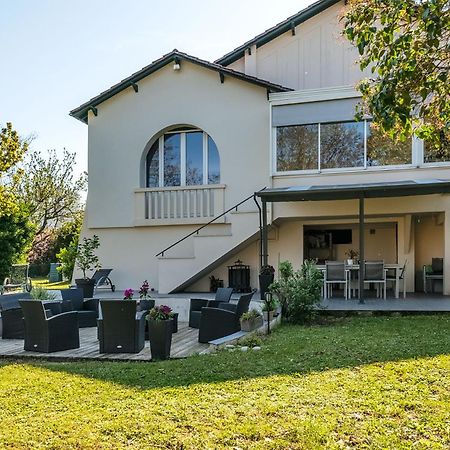 Maison Familiale Bergerac Billard Jardin Clos Bagian luar foto